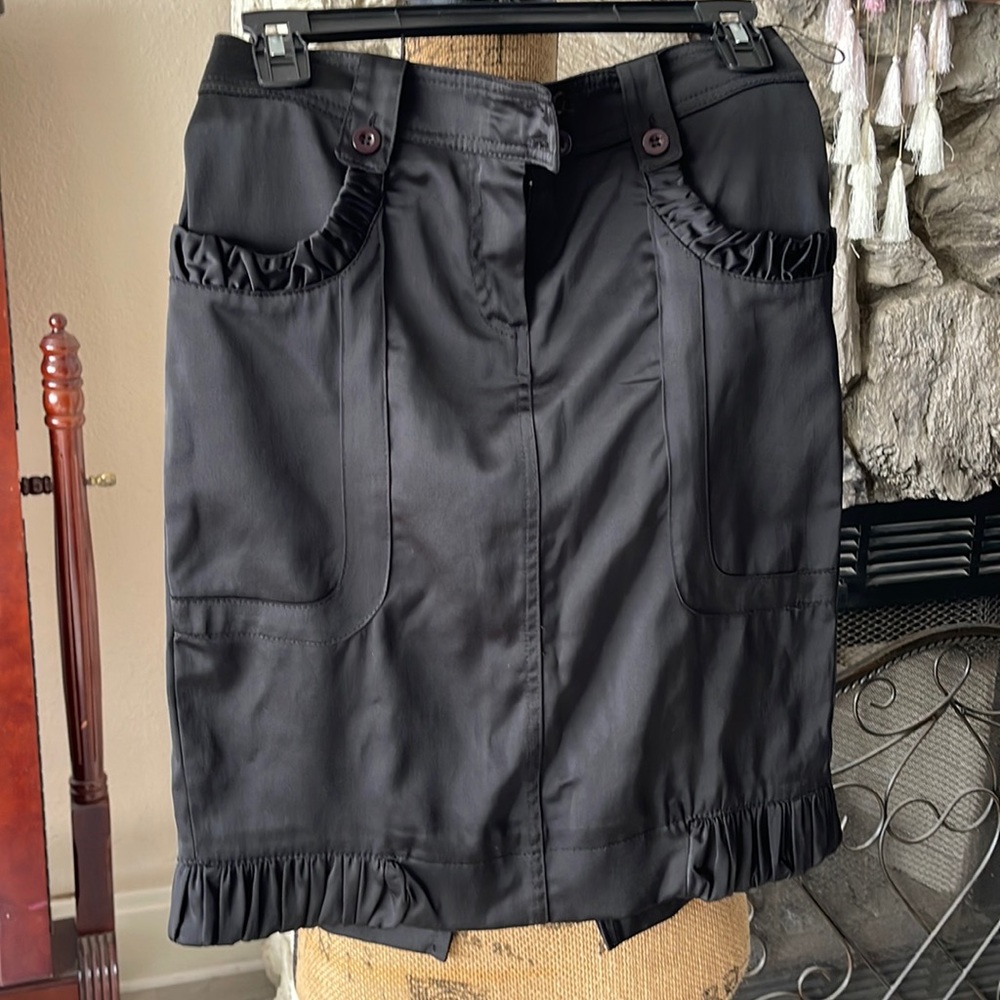 Black skirt